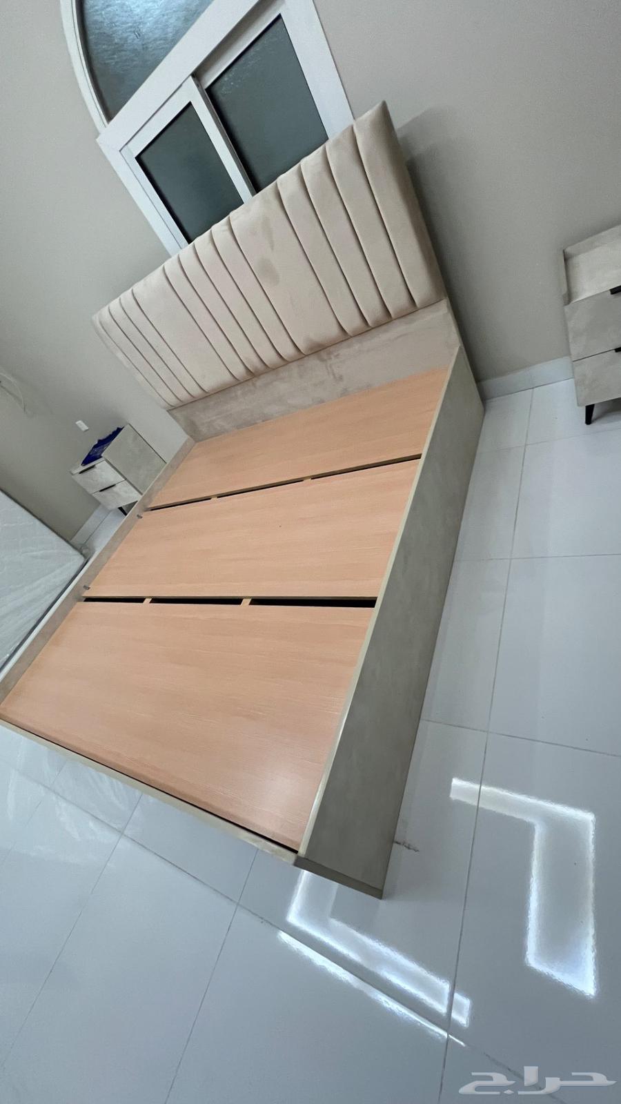 سرير نوم لنفرين.64403958411523110
