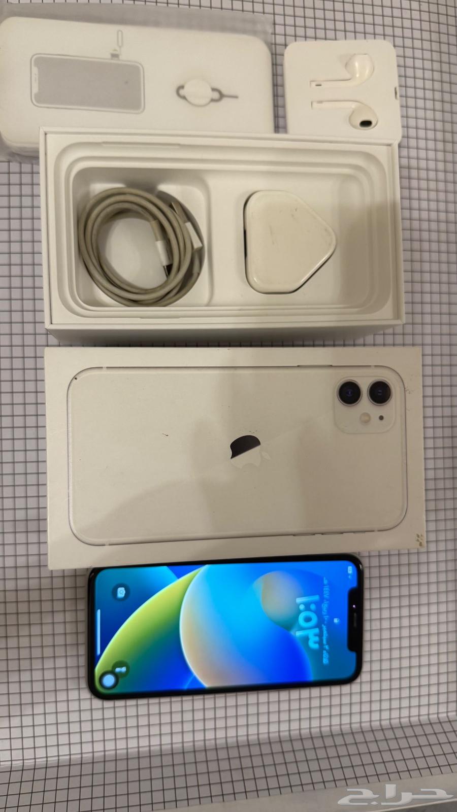 ايفون للبيع نظيف جدا64405445002114110