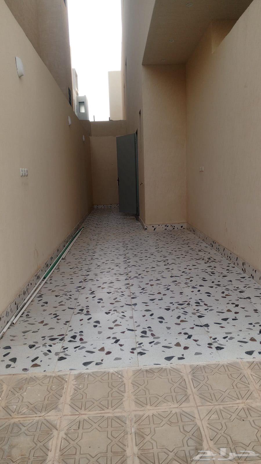 للبيع فيلا في حي النهضة63614100405762111