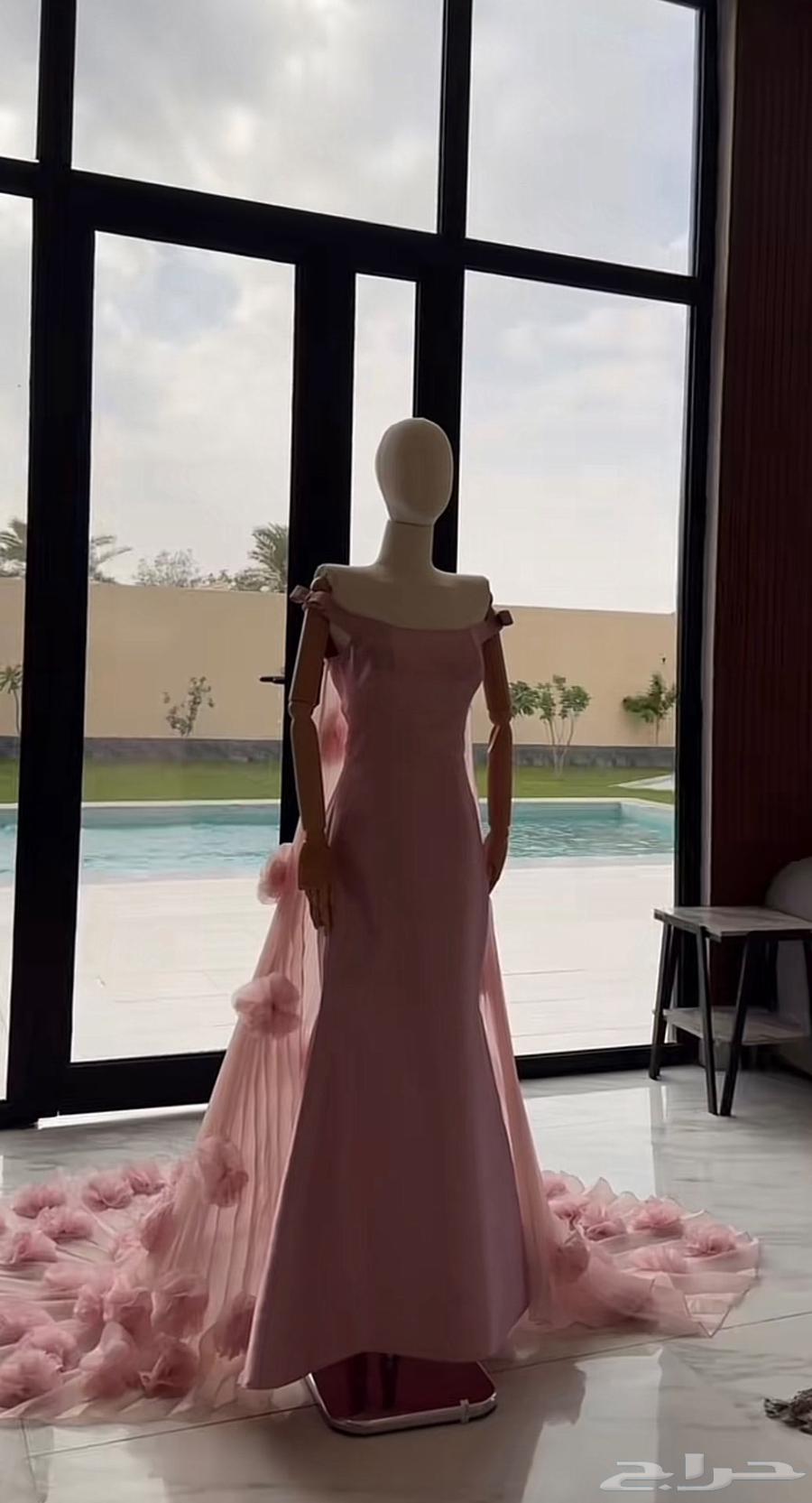 فستان للبيع64403586535041110