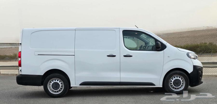 Van Cargo 2022 ((Diesel Bus)) - Automatic Peugeot Expert63618173668481113