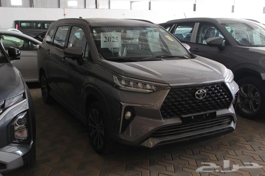 تويوتا فيلوز GLX بنزين 2025 سعر 7820064555418618242111