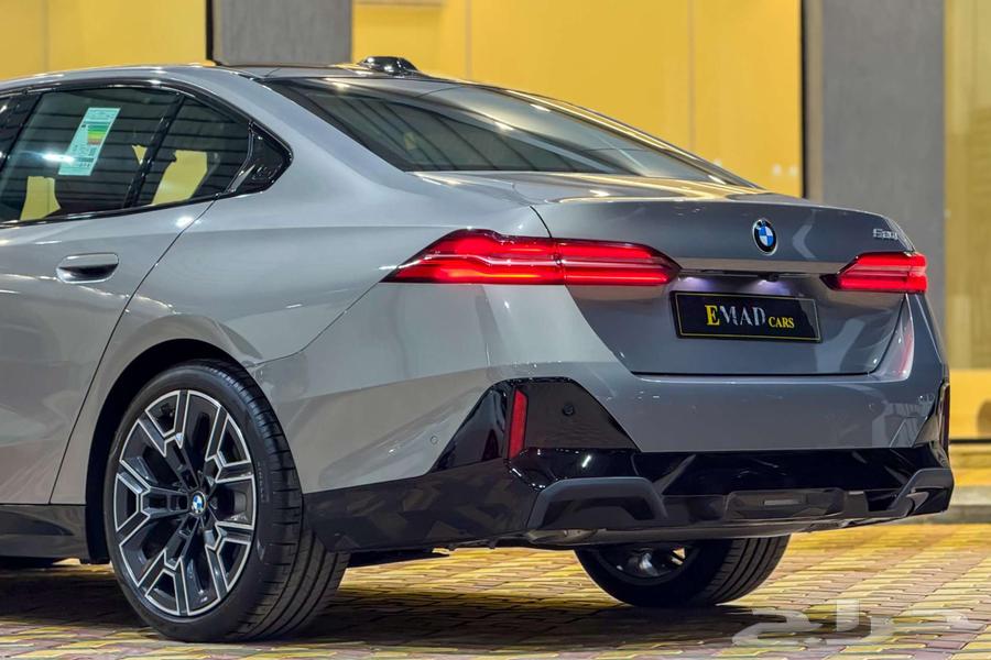 BMW 520 M KIT 2025 رمادي خليجي زيرو63618166192387114
