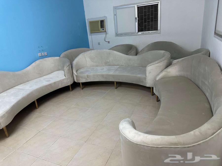 طقم كنب مجلس مكون من 4 قطع باللون البيج نظيف جدا64403425552003112