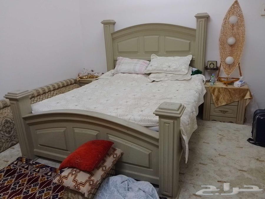 غرفة نوم نفرين64404694434050112