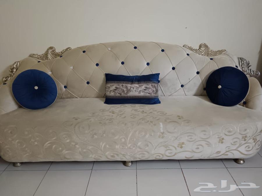 Sofas64401952945410110