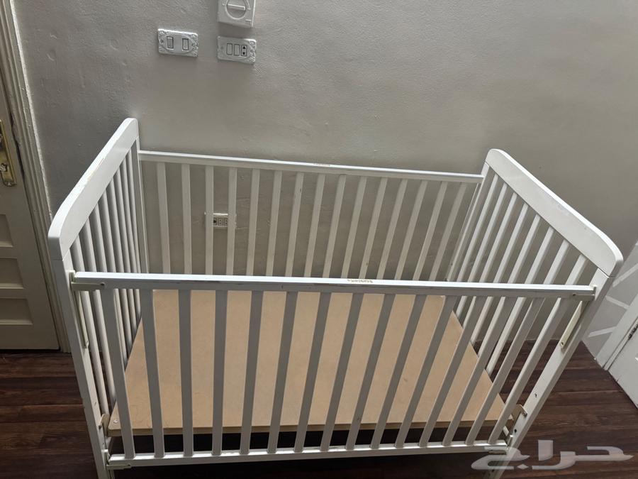 سرير أطفال للبيع64405486321155111