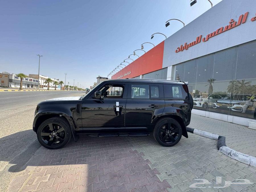 لاند روفر ديفندر HSE X-DYNAMIC موديل 202563618248827905112