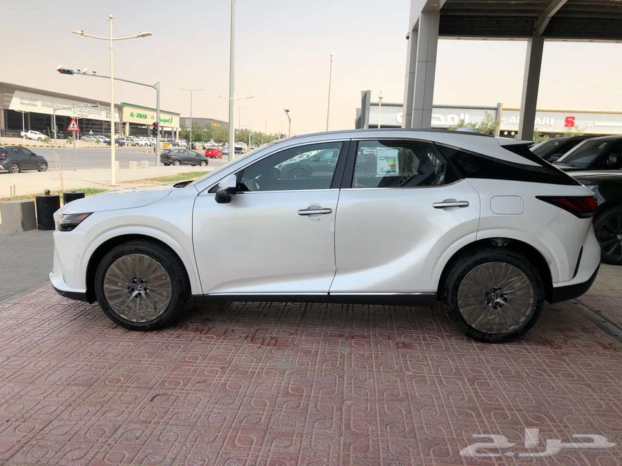 Lexus RX350 BB 2025 Titanium Exterior Brown - White Interior Brown Saudi63618166366593113