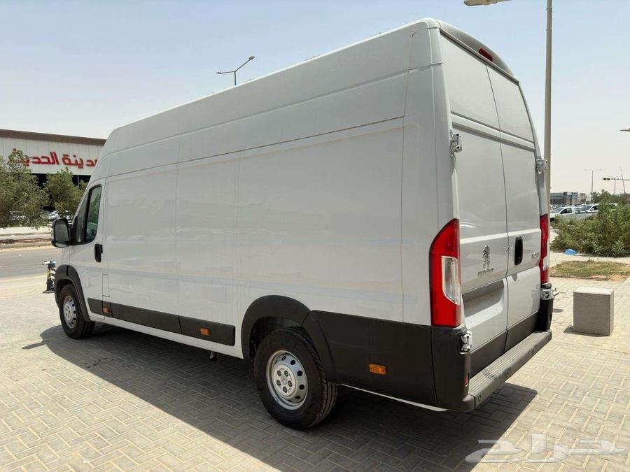Peugeot HL4 Boxer 2024 Diesel Cargo for Cash and Installments, Price Slash63618167302146113