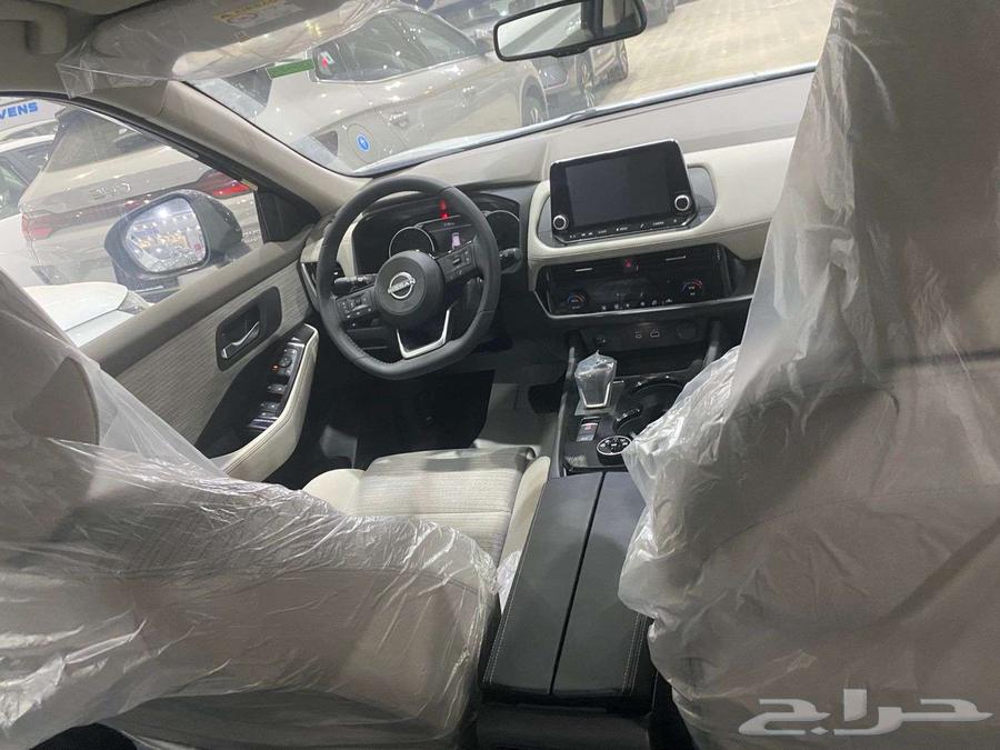نيسان اكس تريل 7 مقاعد دفع رباعي63618249714178114