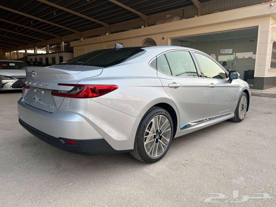 Toyota Camry LE Hybrid 2025 Available on Installments and Cash63618268921345112