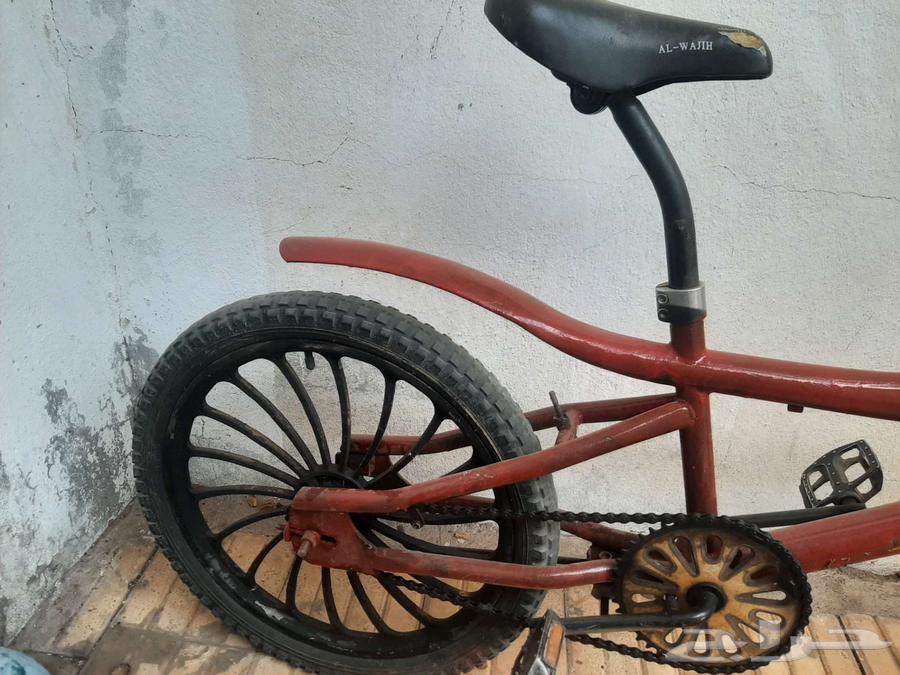 دراجه هوائية مستعمل نظيف رقم الجوال64401688789762111