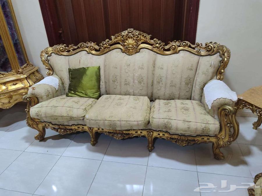 اثاث متفرق للبيع64401731050627110