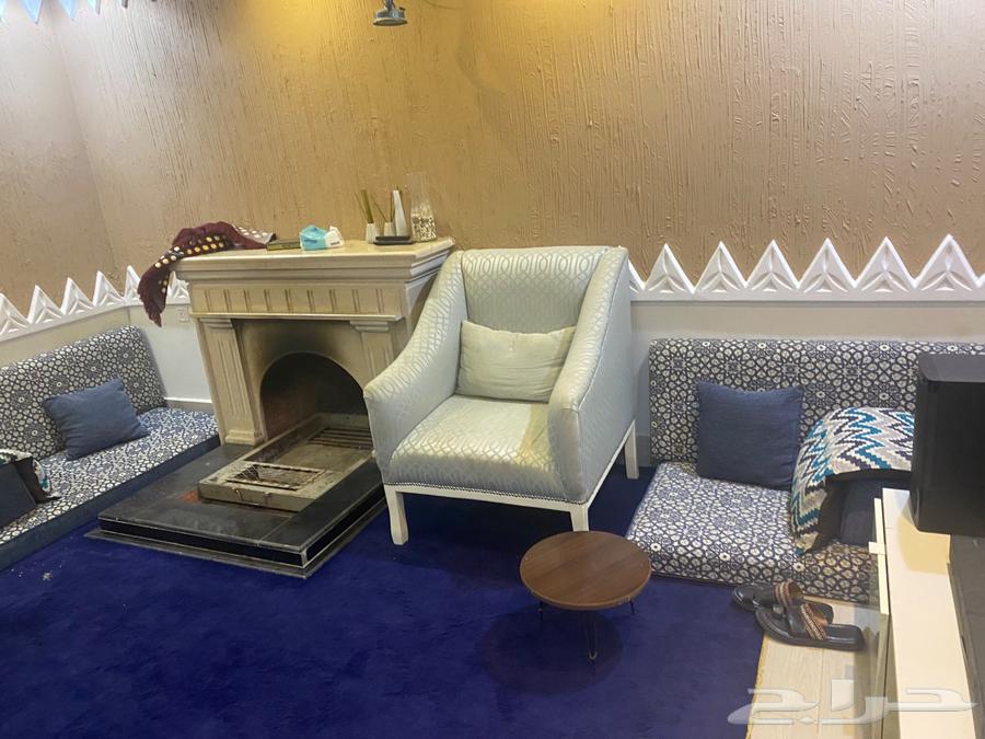 للبيع اثاث مستعمل64402623187202110