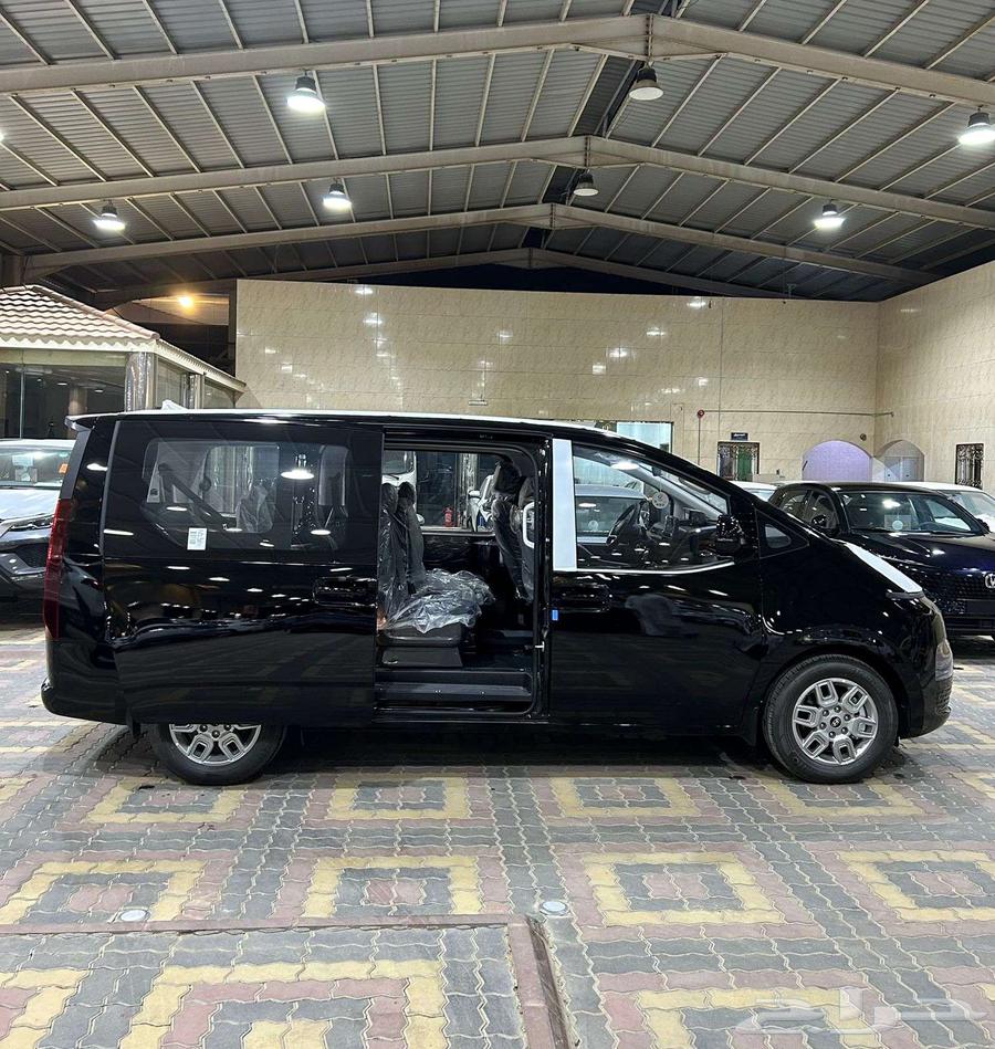 Hyundai Staria 9-Seater Diesel 2025 Special Offer63618173778306111