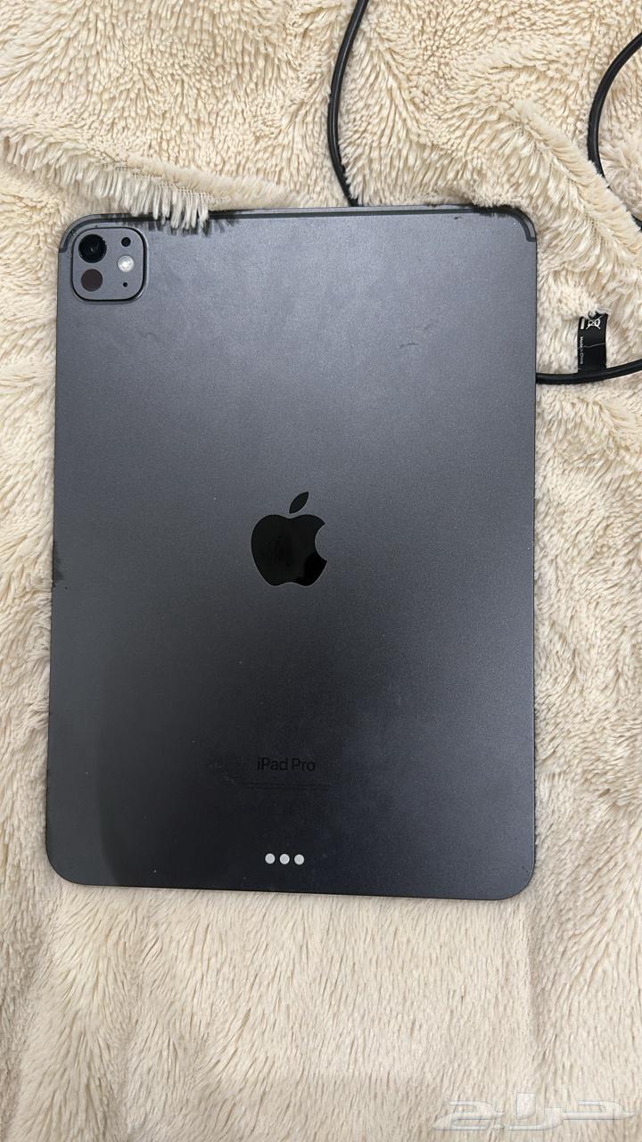 ايباد برو 202464407642669570110