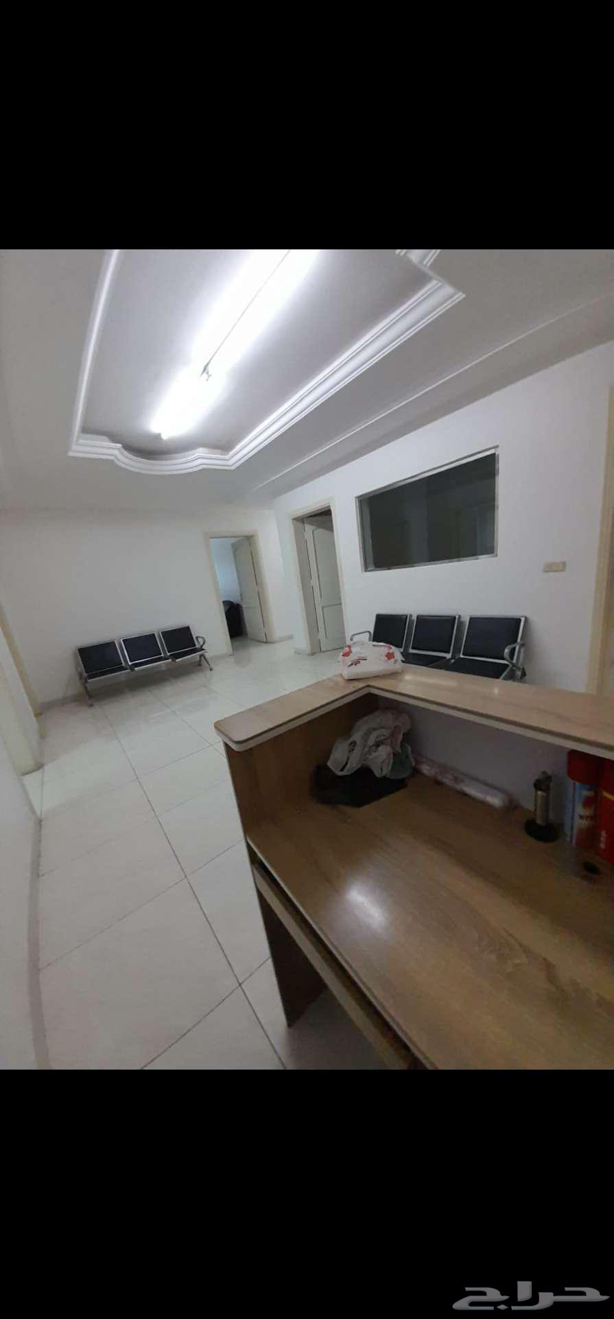 مكتب للتقبيل مع الأثاث64412265160705112