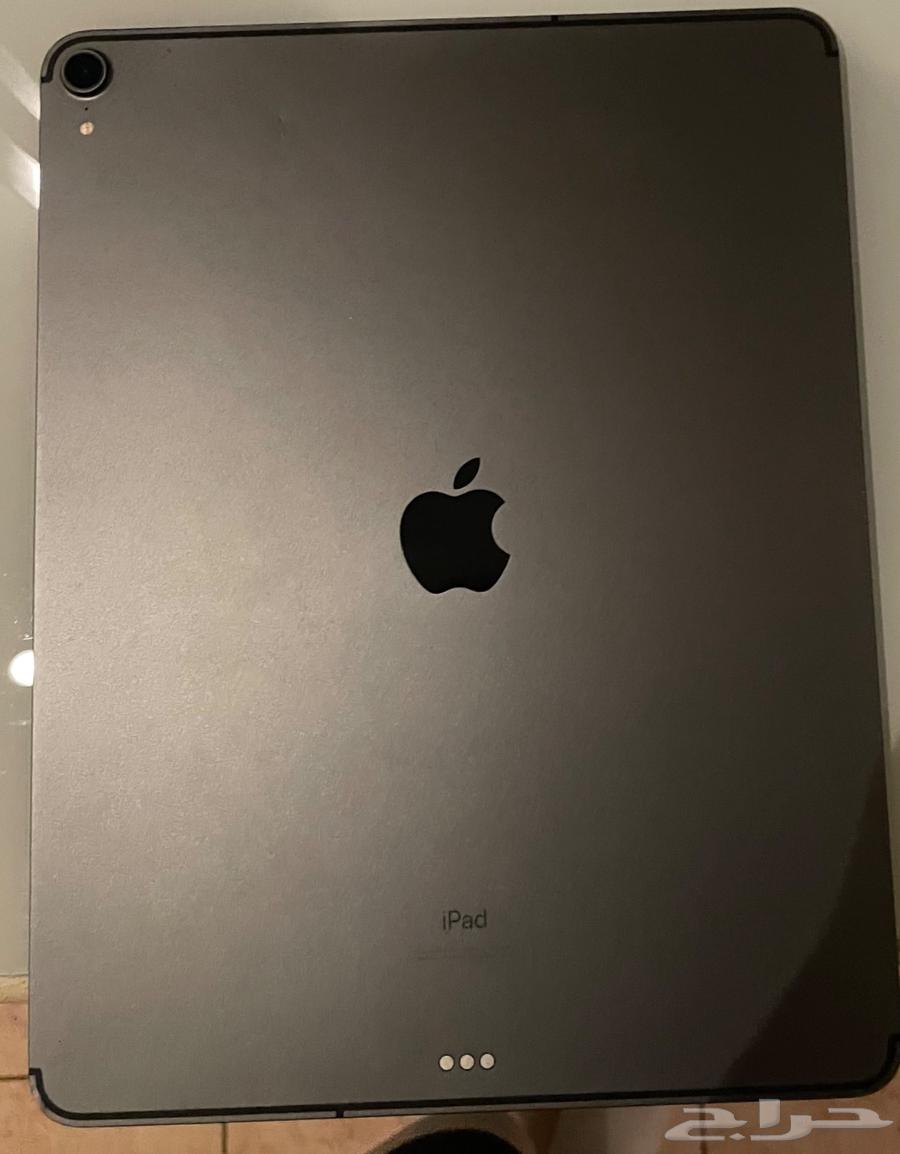 للبيع iPad Pro 12.9 (3rd Gen) 64GB شريحة WiFi ممتازه64409394316034110