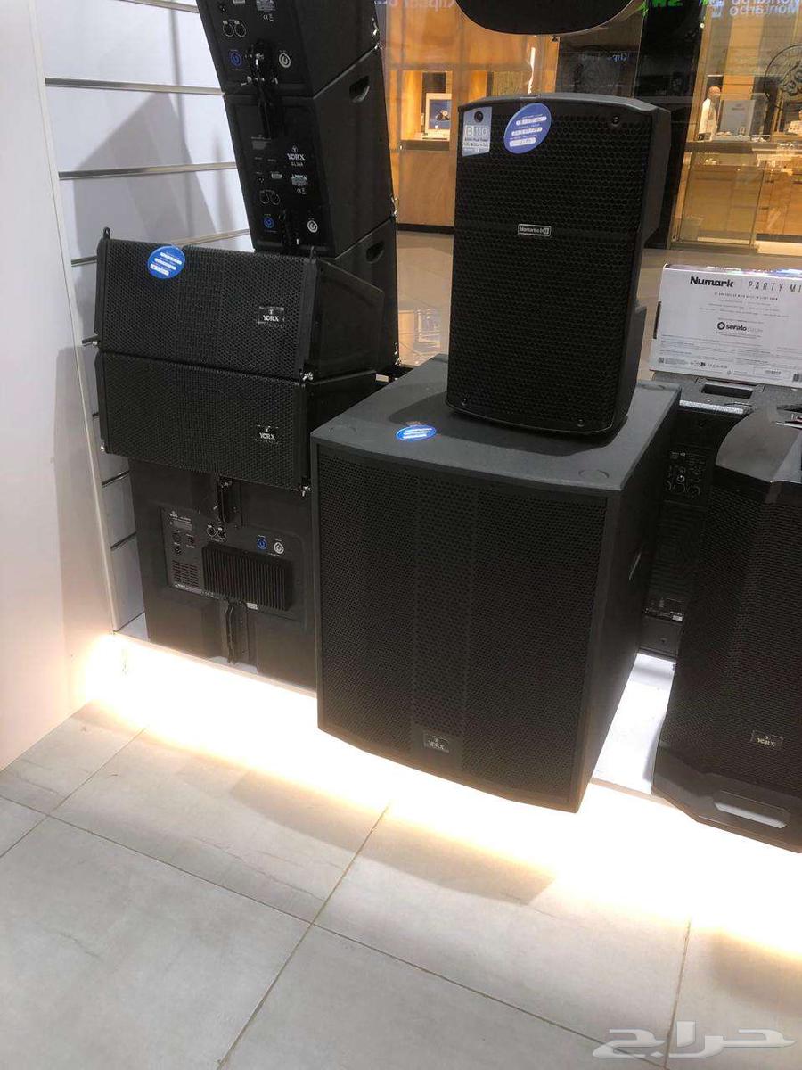 Renting headphones with mixer in Jeddah64406472061827110