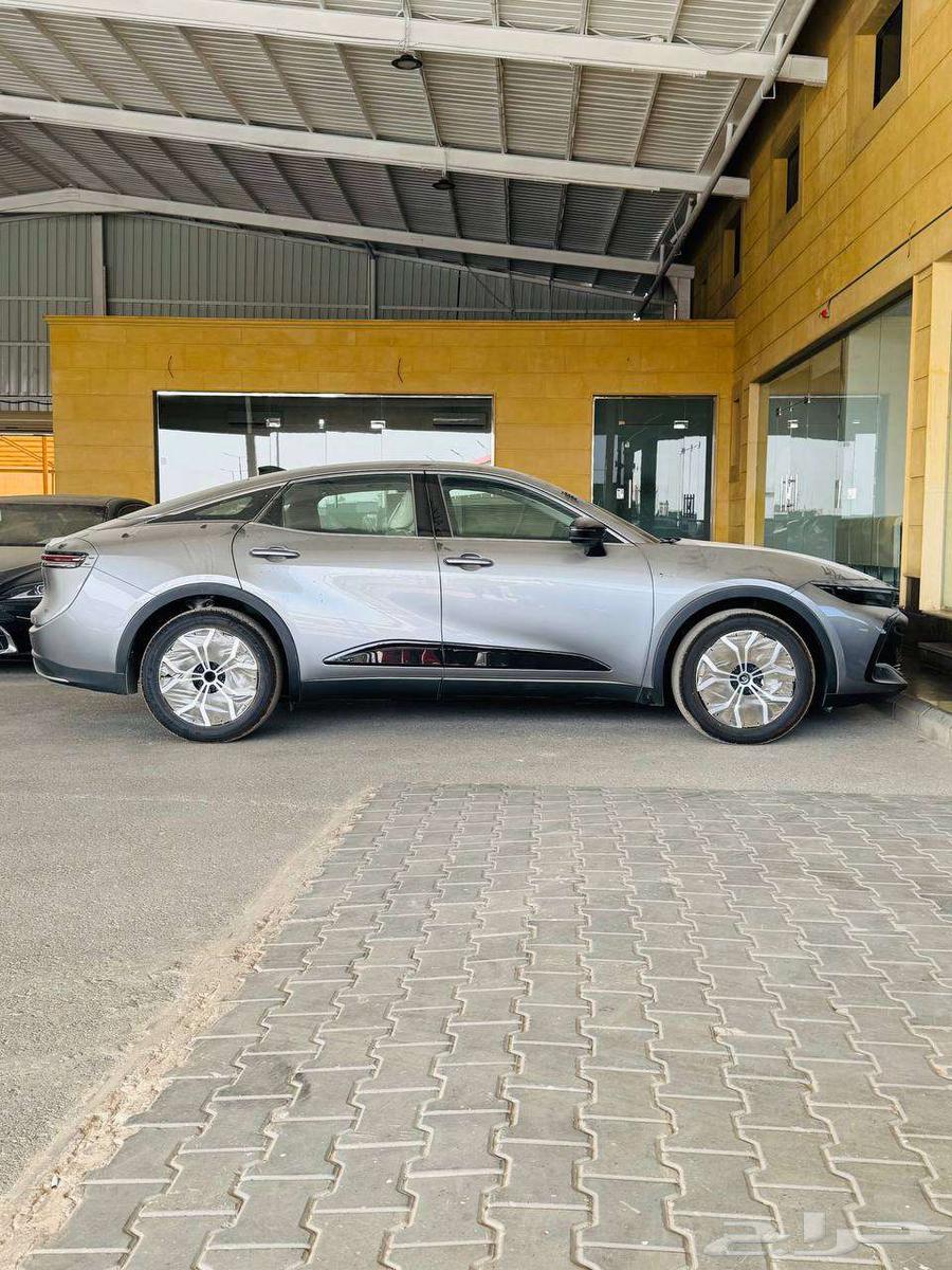 تويوتا كراون بريستيج ستاندر 2026 بقسط يبدأ من 198064560965596674114