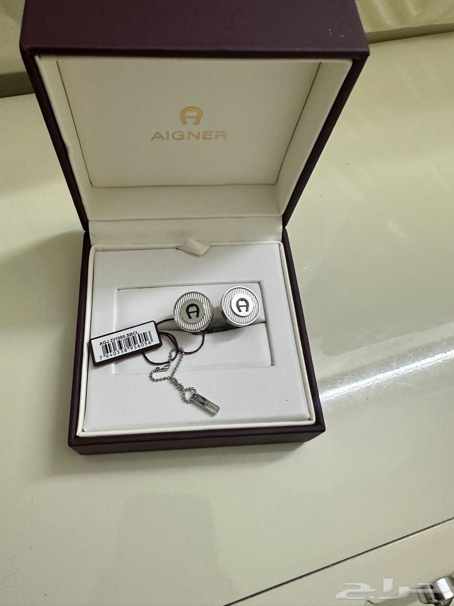 Original Aignar brand cufflinks, unused64407029333249110
