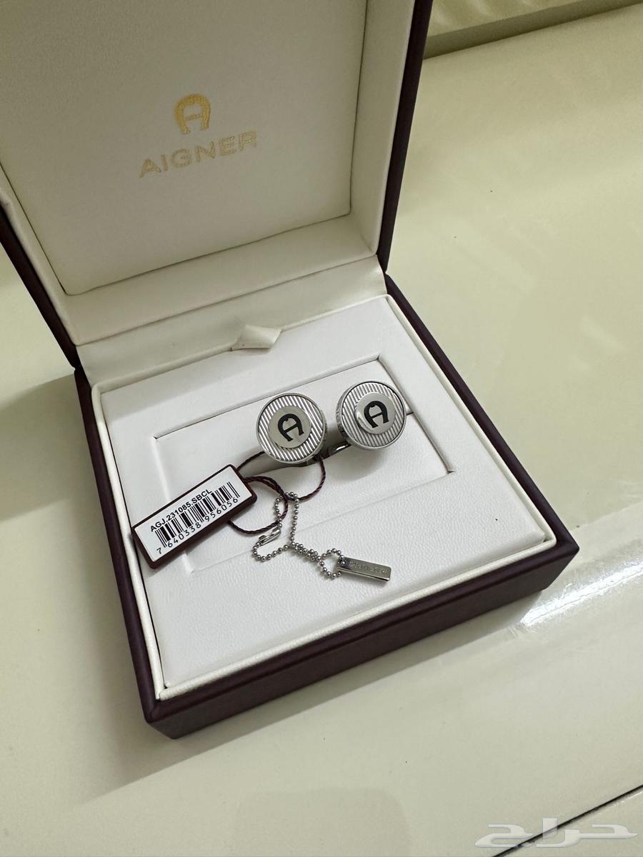 Original Aignar brand cufflinks, unused64407029333249112