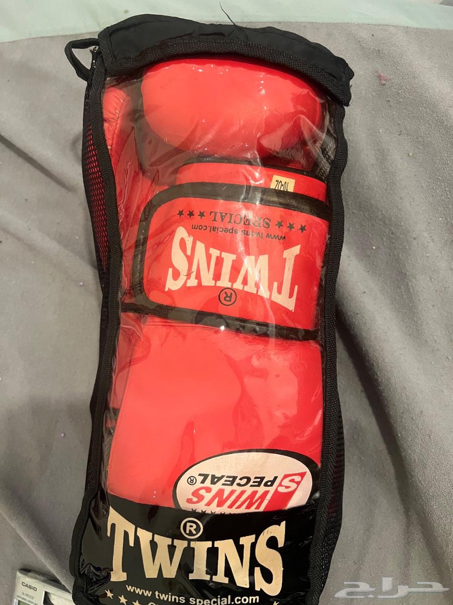 قفاز ملاكمة شبه حديد64412292581251111