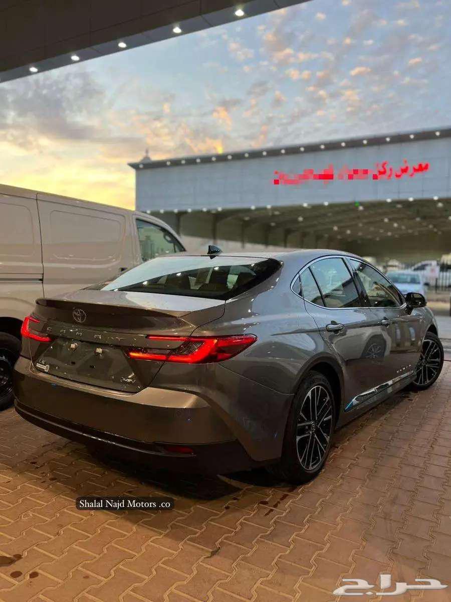تويوتا كامري LE هايبرد 2025 ب 1750 ريال شهريا64564476251778111