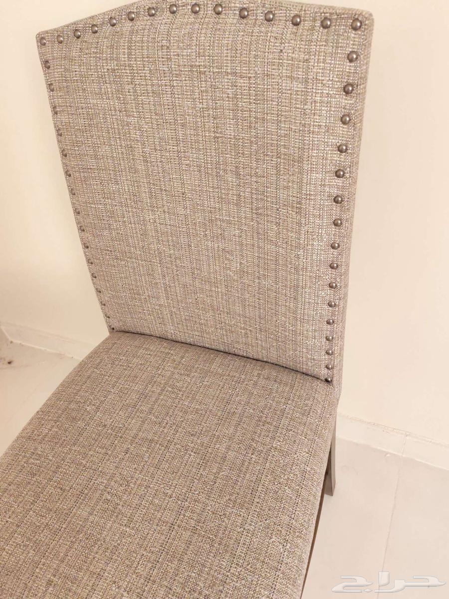 للبيع كرسي فخم جديد ونظيف64407405893379112