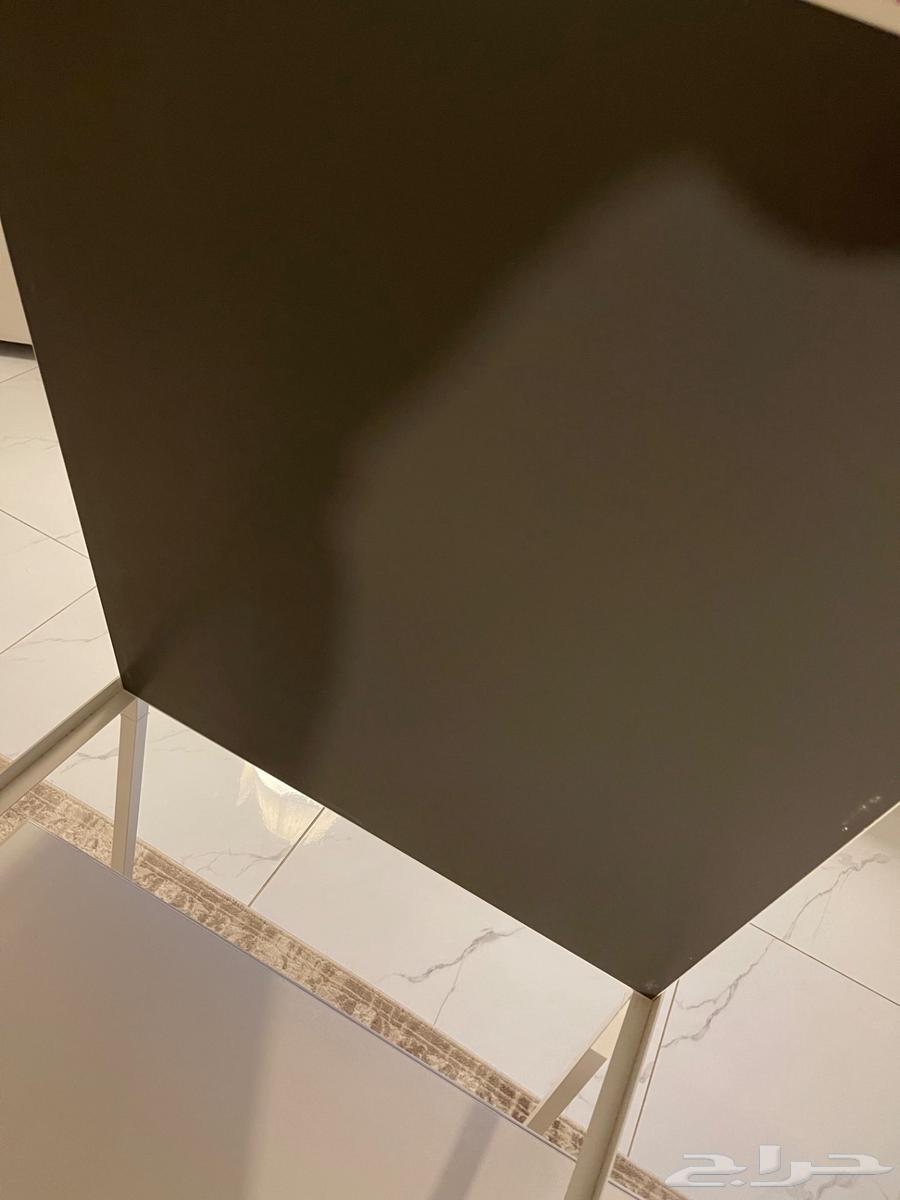 Table set64407880588162110