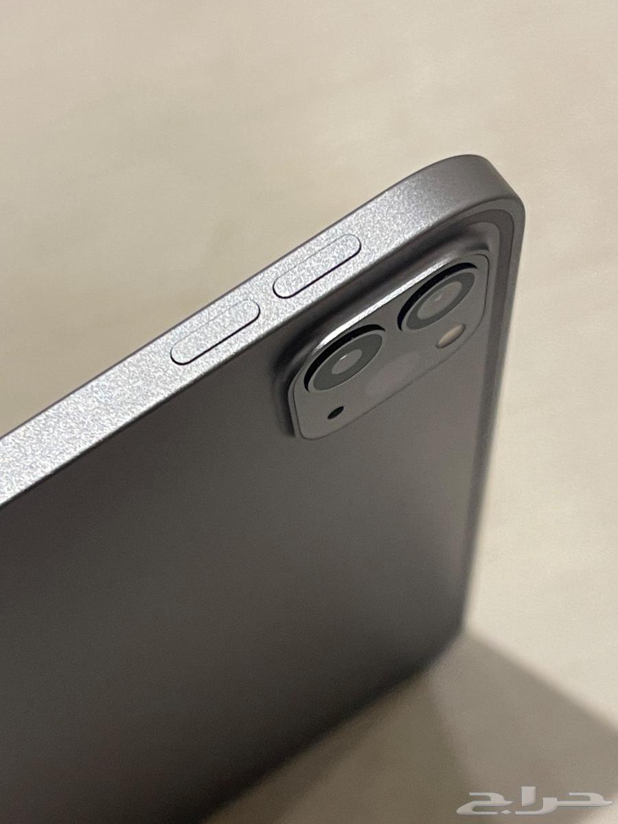 ايباد برو64408357614849111