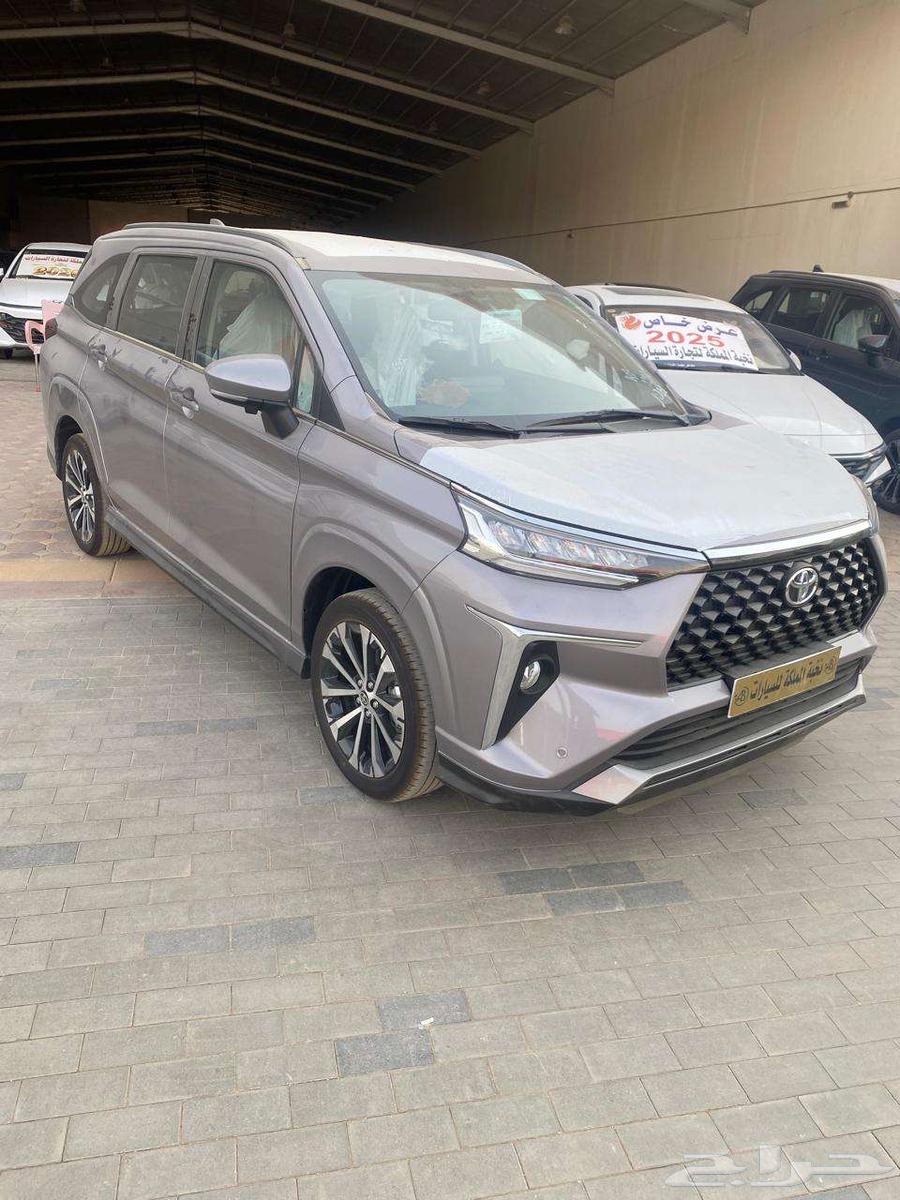تويوتا فيلوز GLX موديل 2025 اصفار 1.5 كاش واقساط.64565340003201112