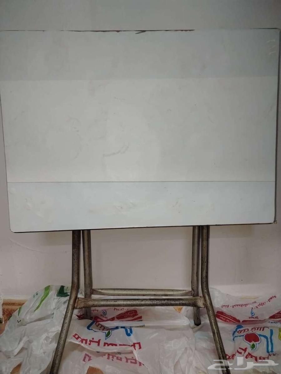 طاولة قابلة للطي تنفع للمنازل او للرحلات64409394293251110