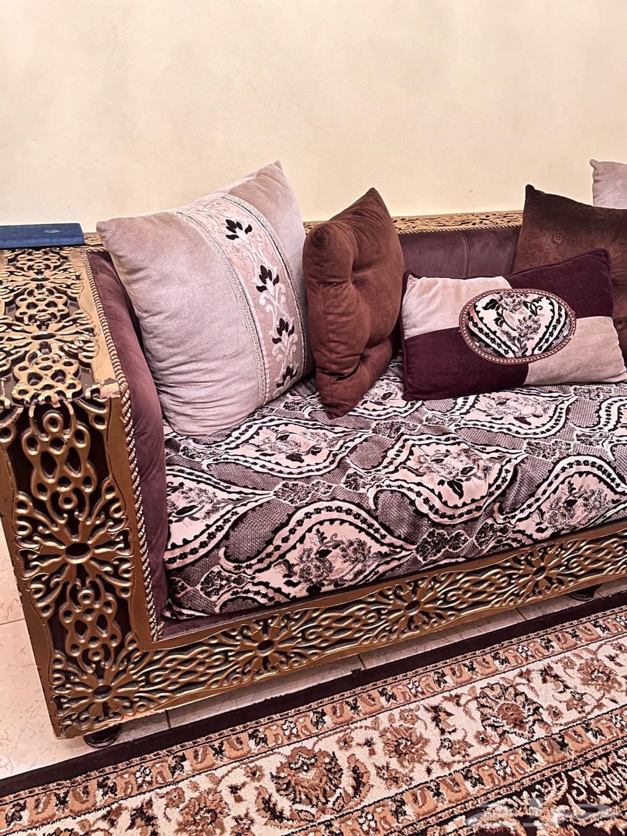 Complete living room set for sale, used gently, reason for sale: moving to a new house64410880795394113