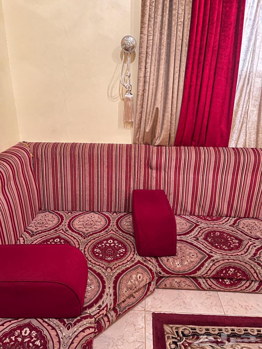 Complete majlis for sale with carpet and curtain64456886192513112