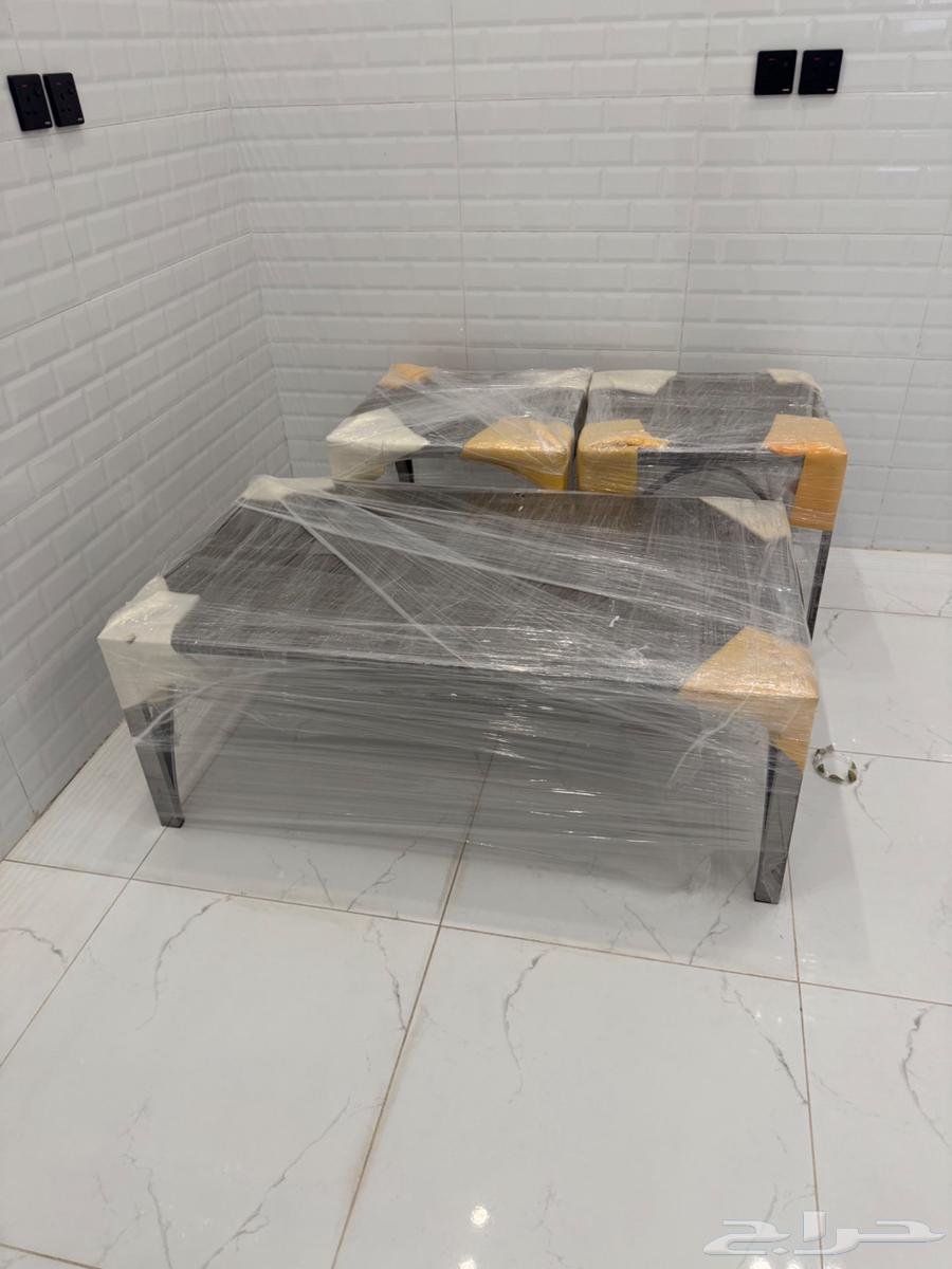 New table set with its original packaging64411379005827110