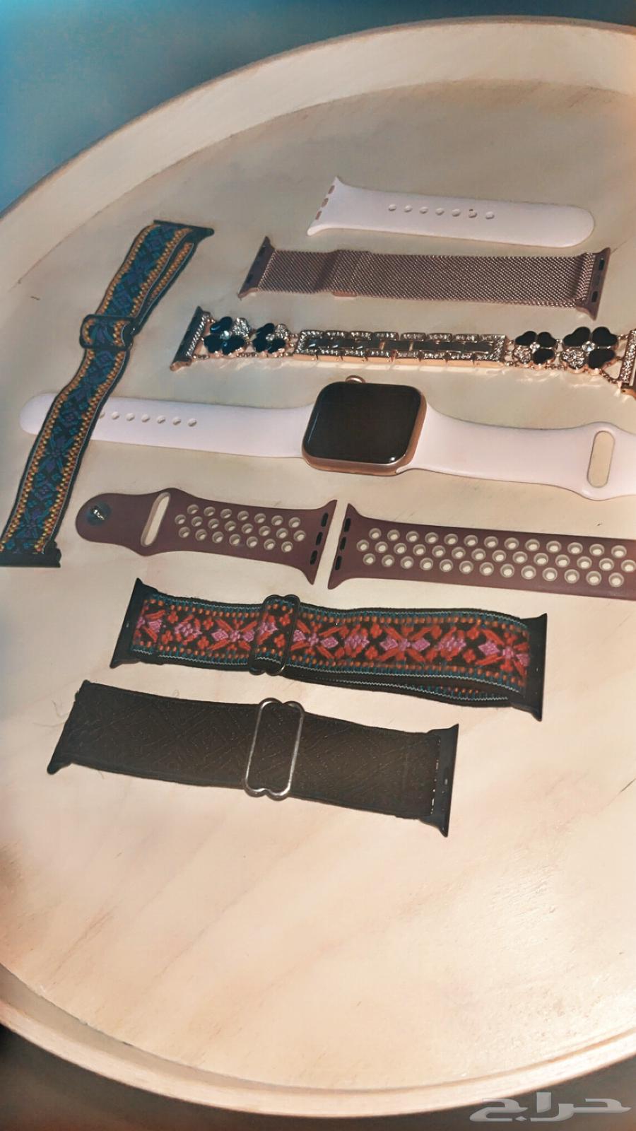 ساعة ابل الاصدار 6 شبه جديدة64406193591809114