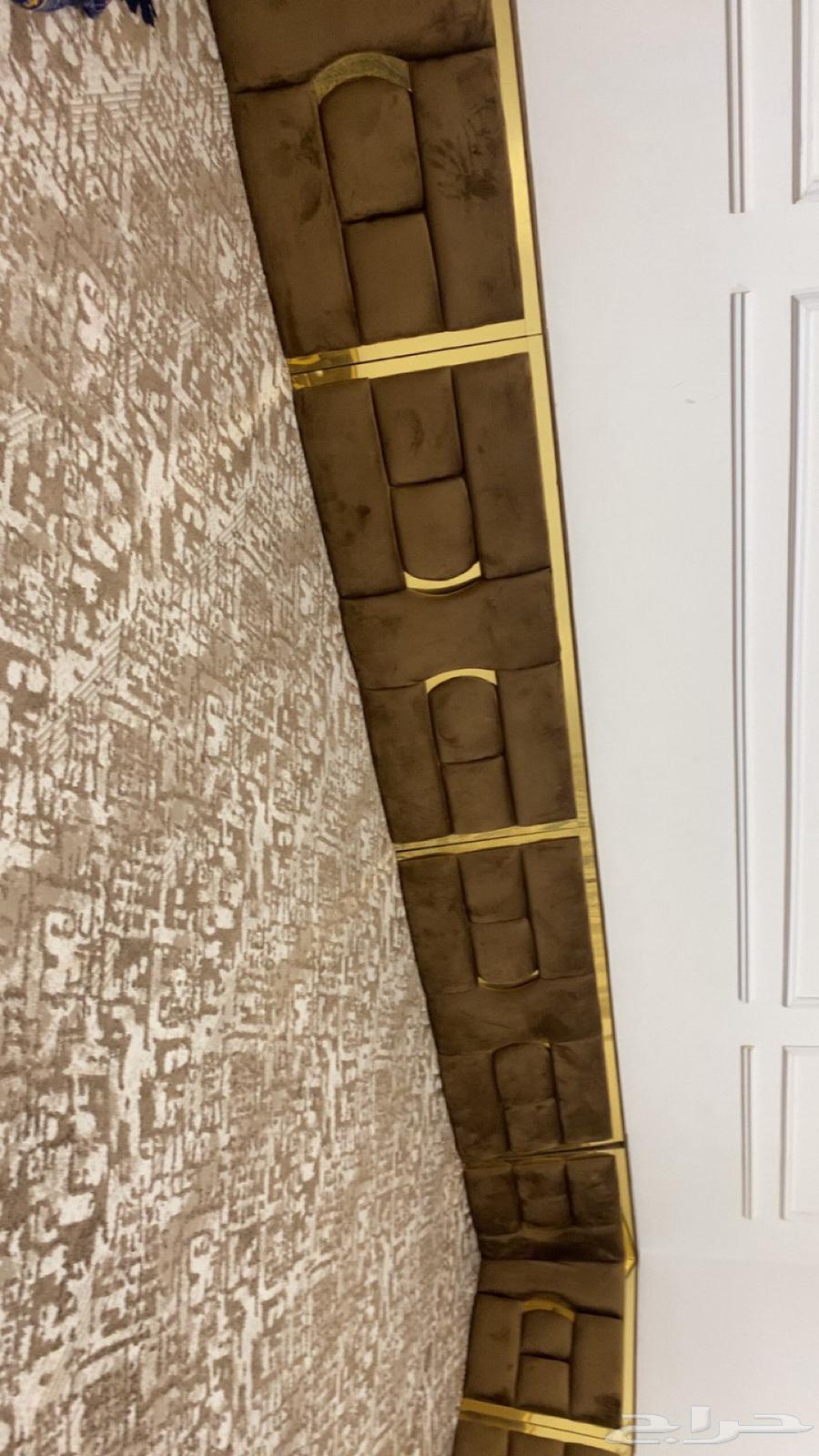 Cushions, supports, table, carpet, and curtain, all for 250064411634448129114