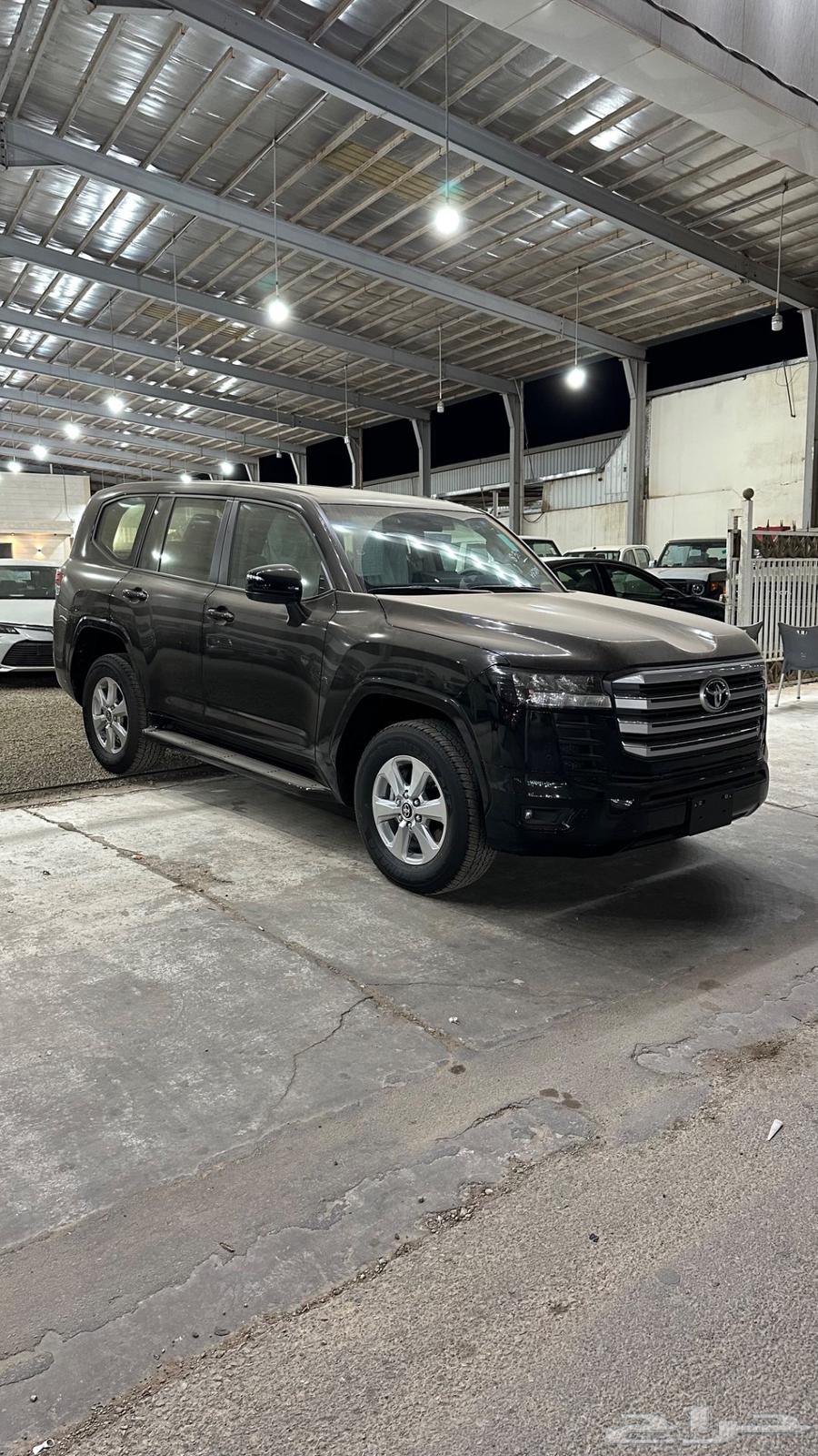 جي اكس ار (L1) سعودي بنزين 2025 اسود -ابيض64568838229506111