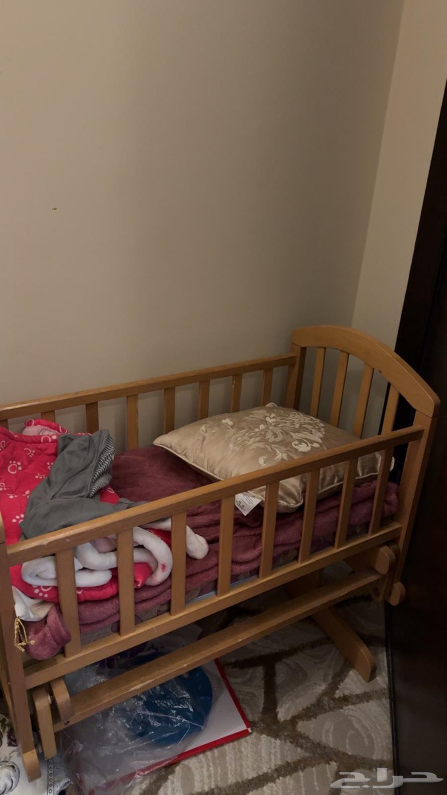 مساند للبيع مقاس 4في4 سريرين البيع سمح جدا64412495182595110