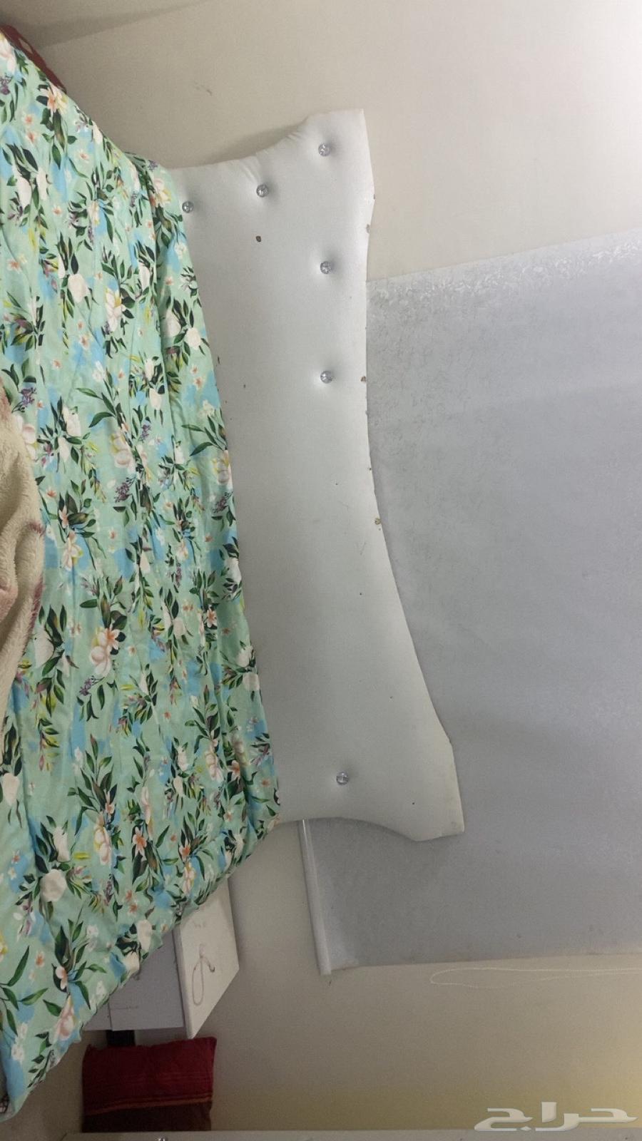 غرفة نوم للبيع ب750 التواصل واتس فقط64412816238594110