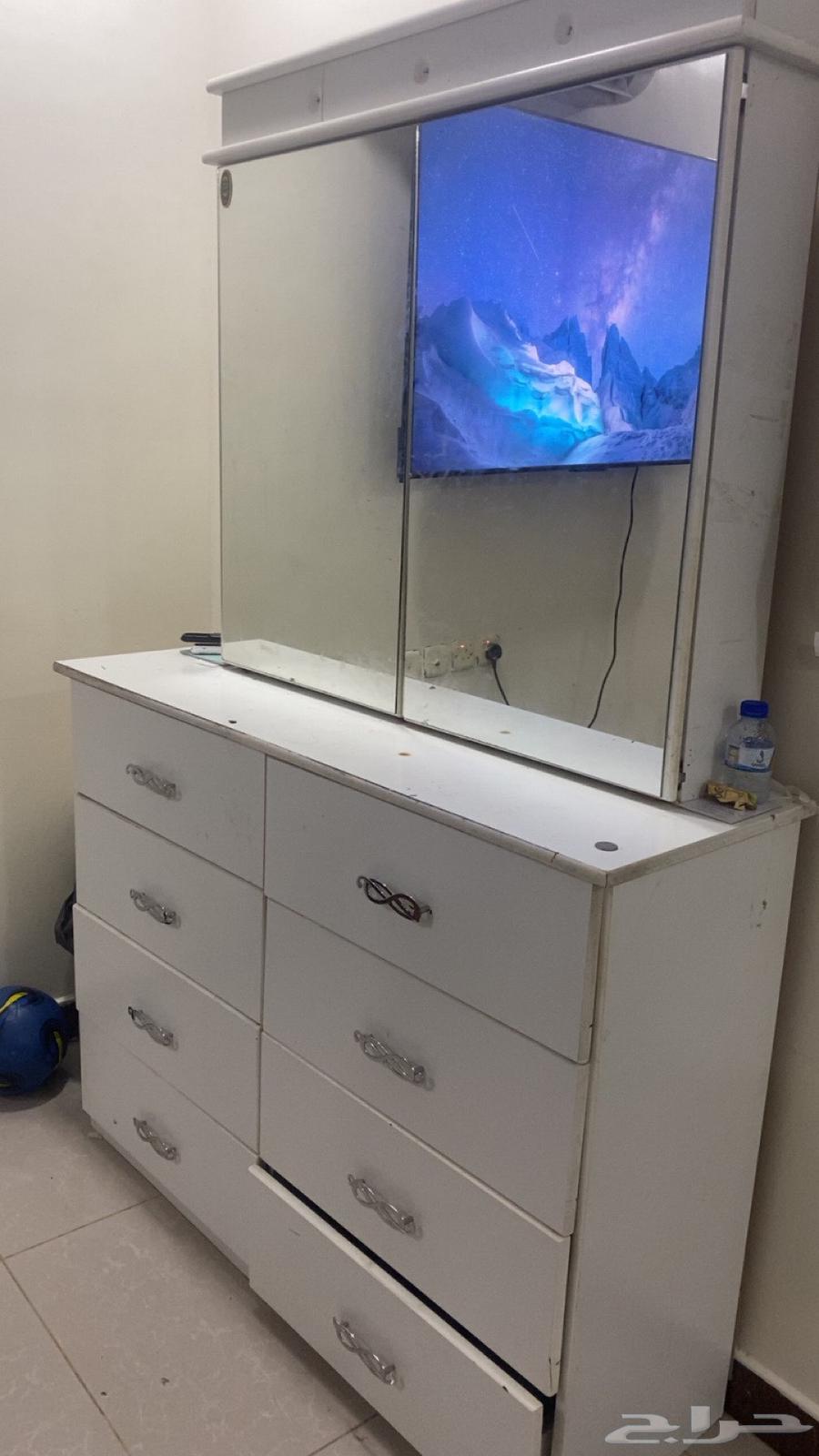 غرفة نوم للبيع ب750 التواصل واتس فقط64412816238594111