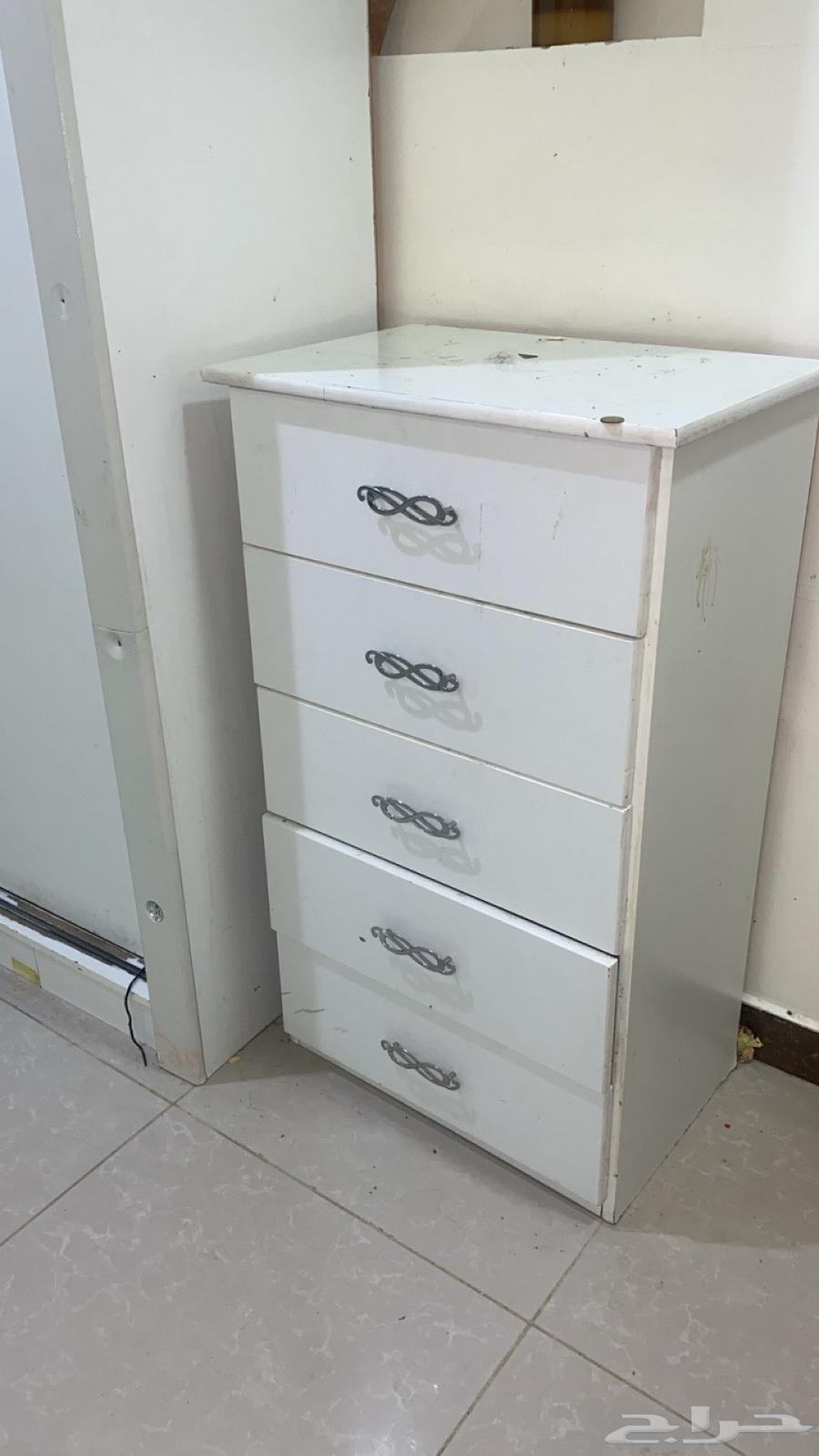 غرفة نوم للبيع ب750 التواصل واتس فقط64412816238594113