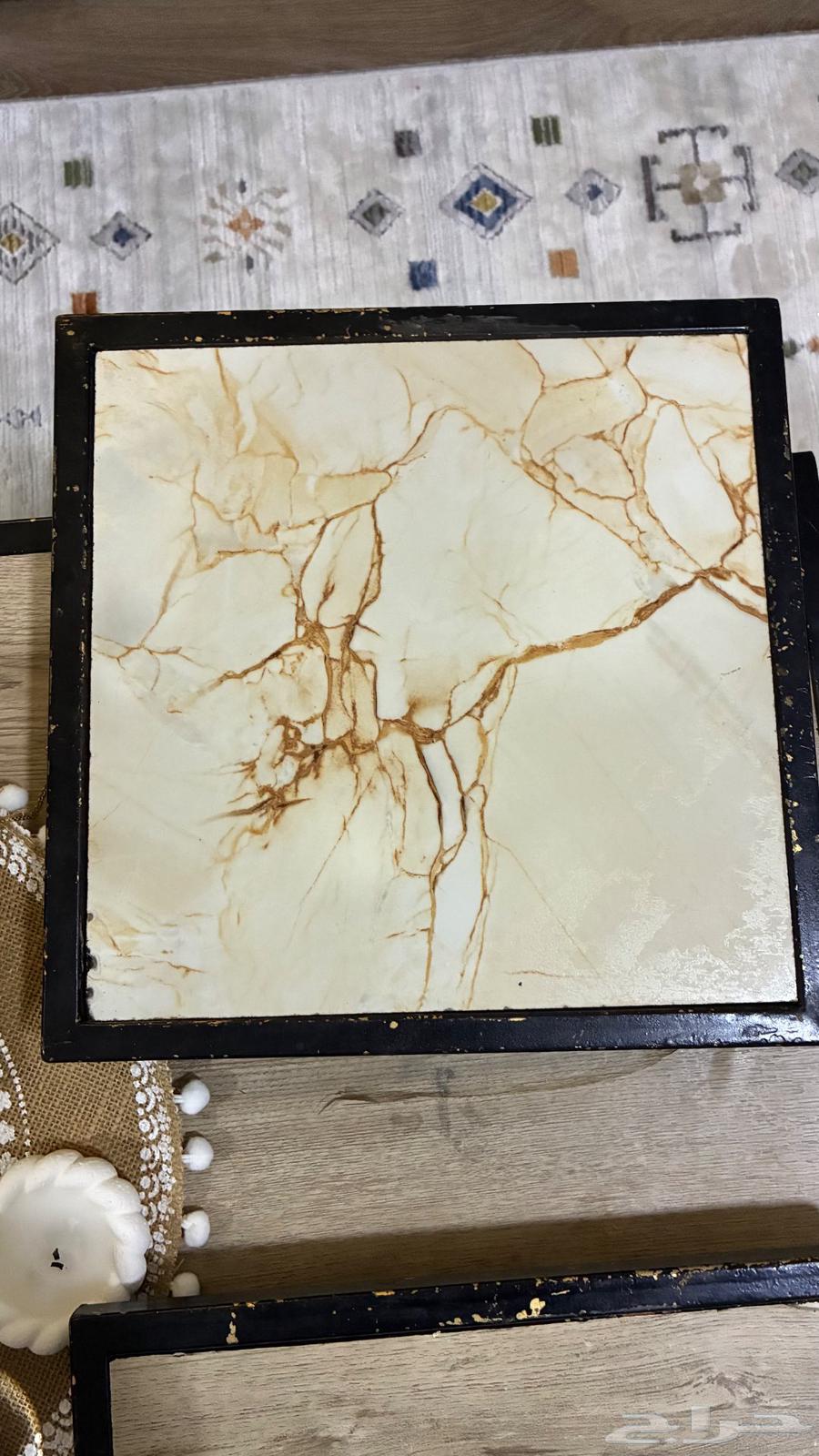 Free large table with 4 side tables64407852955523111