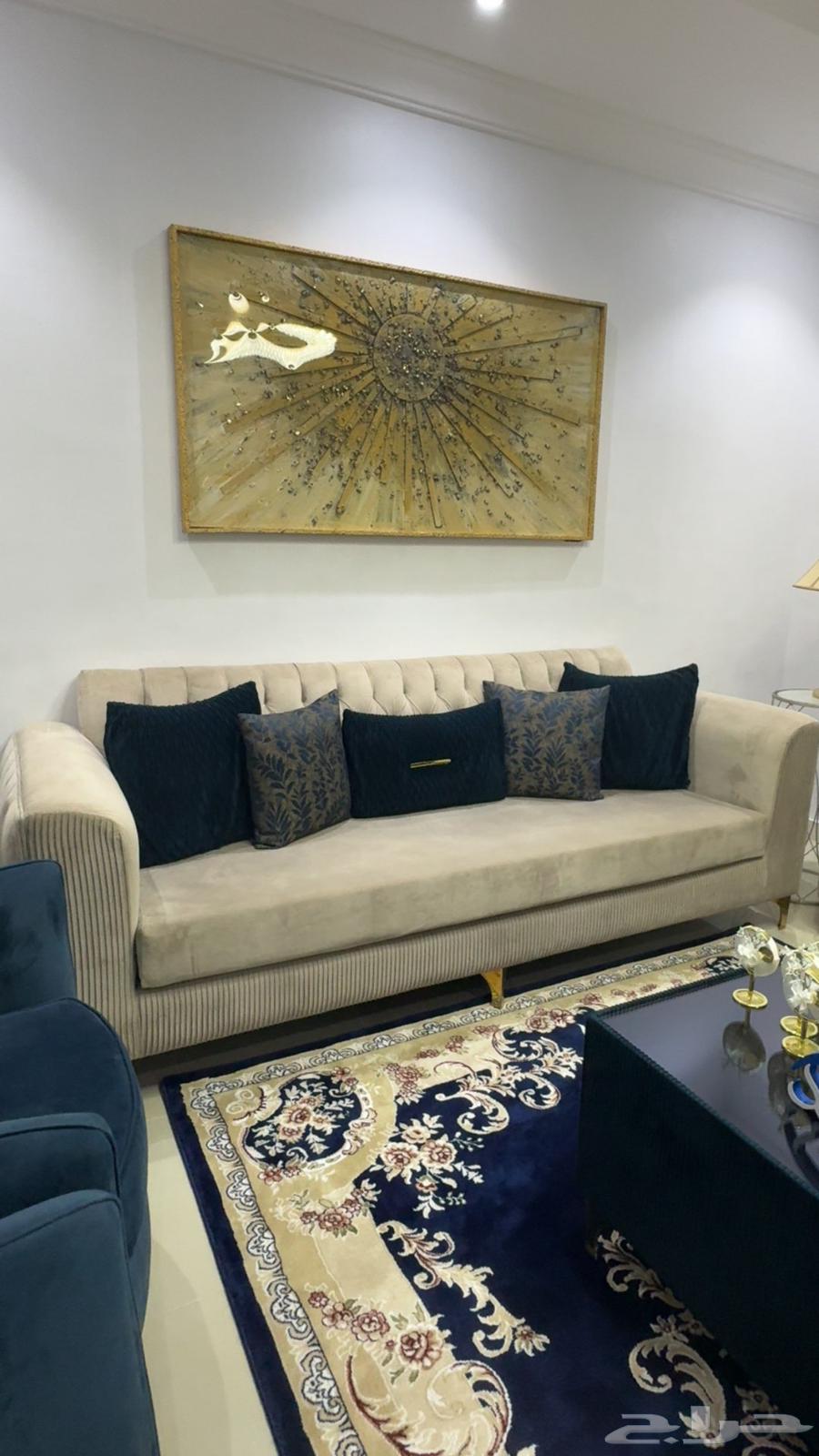 كنب مجلس نظيف جدا للبيع استخدام خفيف جدا64410391487106113