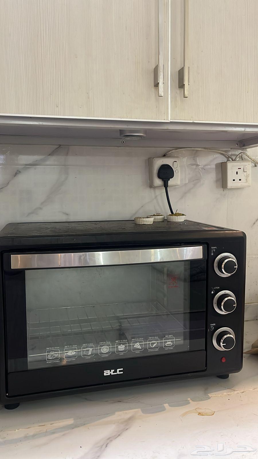 ثلاجه بحاله الجديد وغساله وفرن كهربائي64420986300418111