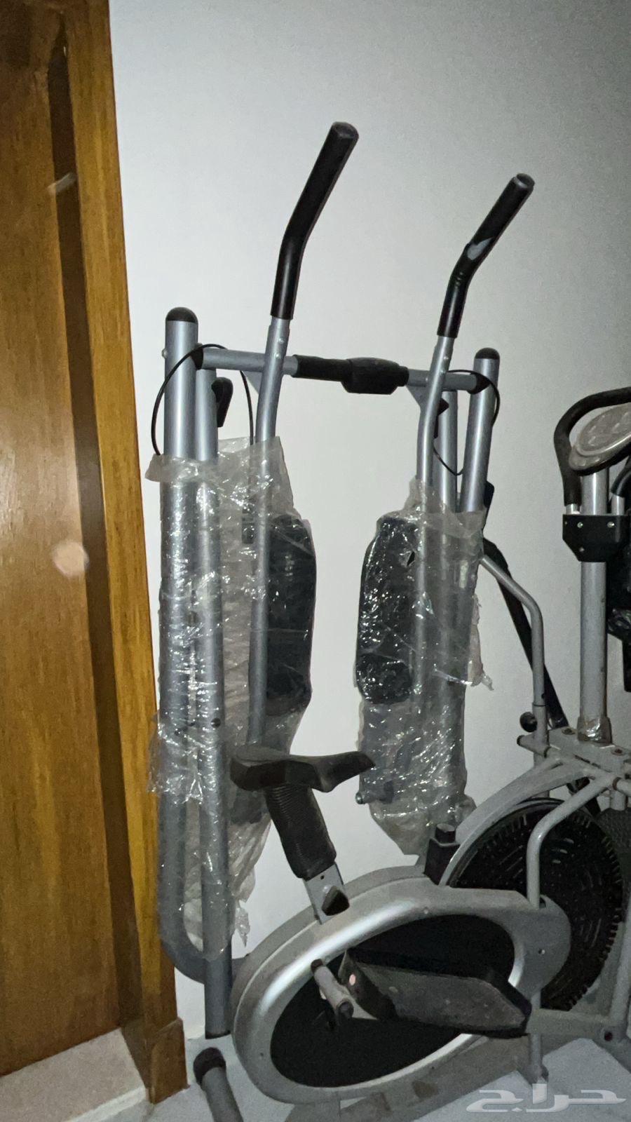 دراجة هوائية وغزال رياضي64418173775234111
