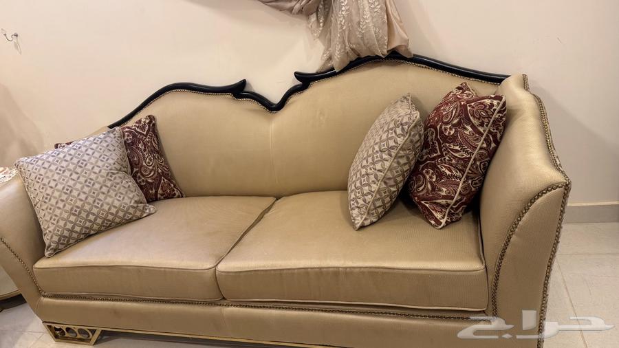 كنب للبيع64413071072130110