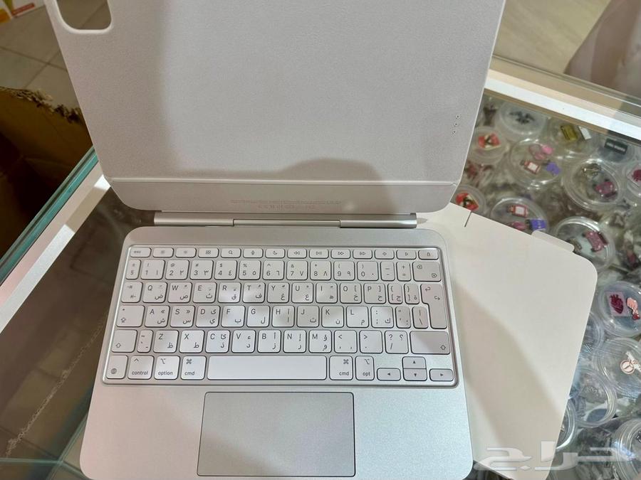 Apple Magic Keyboard for iPad Pro 11 inch (M4) Arabic white64406444195074112